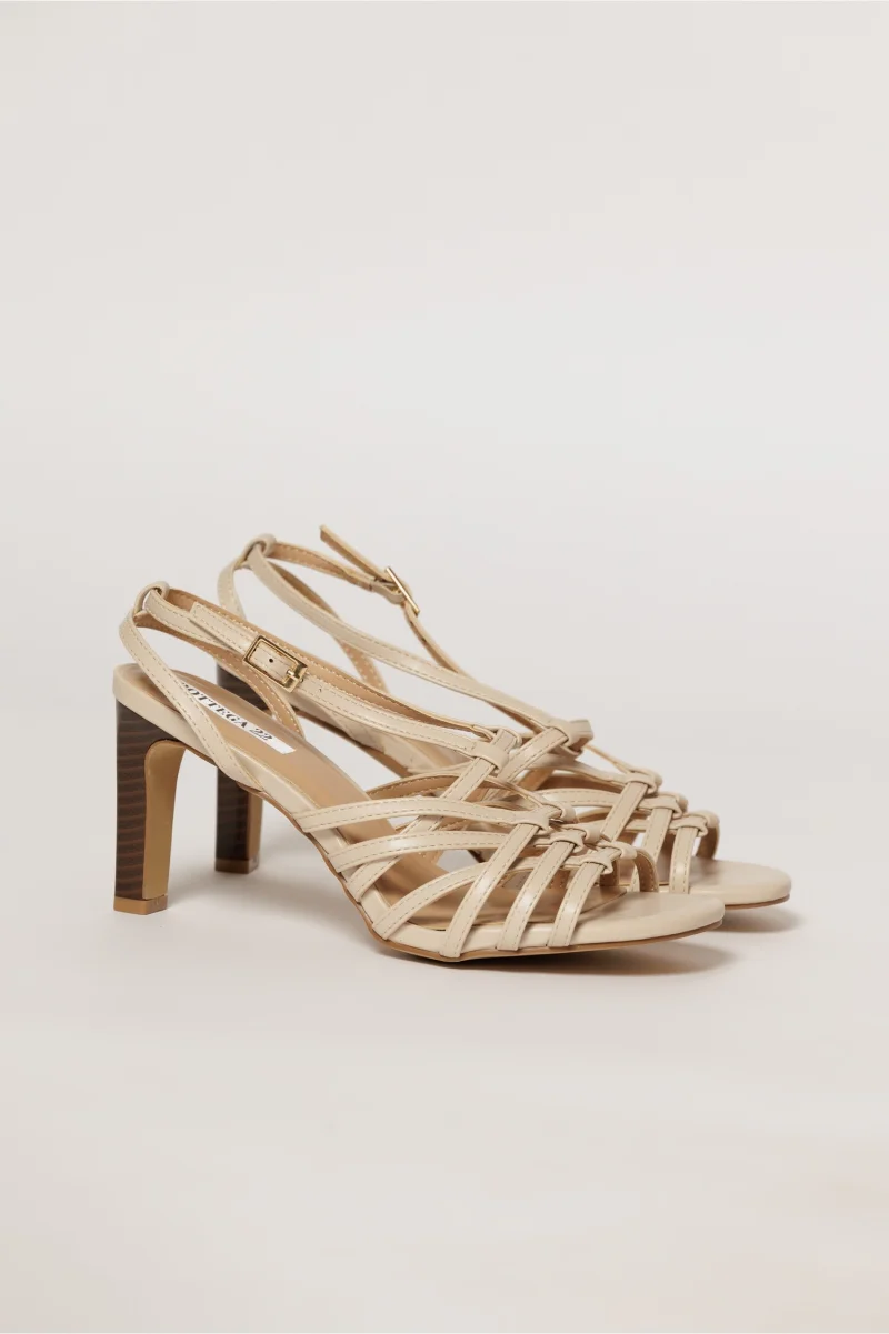 Sandale bej elegante cu barete subtiri impletite