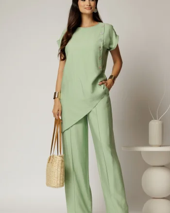 Compleu verde fistic din viscoza din bluza asimetrica si pantalon lejer