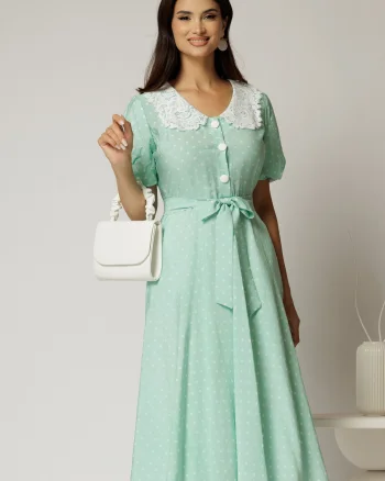 Rochie midi verde cu buline de zi si guler brodat