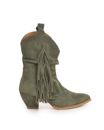Botine cowboy din piele intoarsa, cu franjuri Lituania