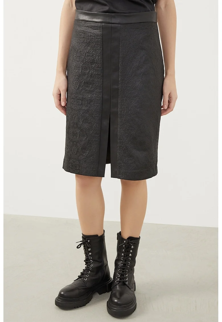 Fusta texturata cu slit frontal, Negru