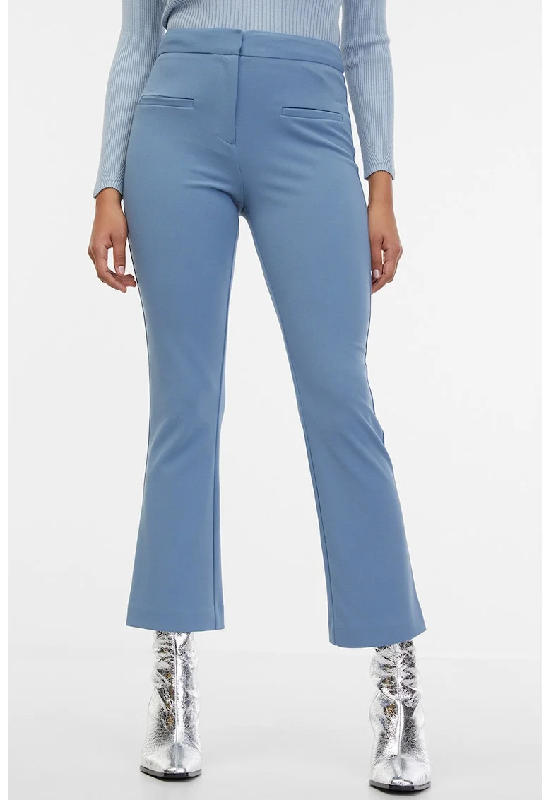 Pantaloni cu croiala kick flared, Albastru deschis