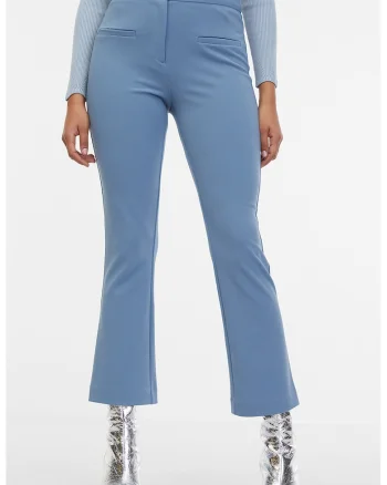 Pantaloni cu croiala kick flared, Albastru deschis