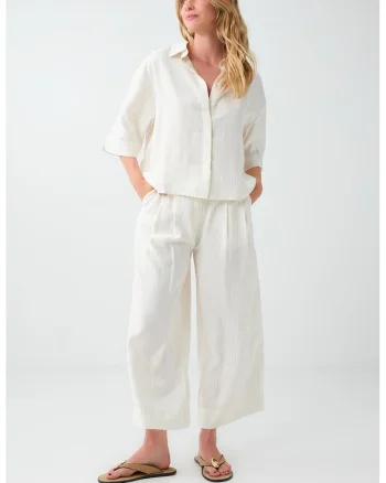 Pantaloni crop din amestec de modal cu croiala ampla, Alb