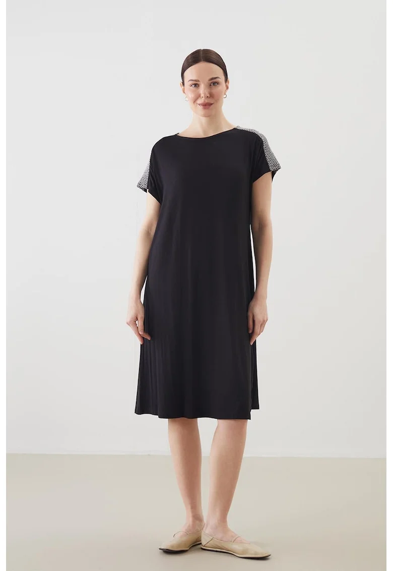 Rochie-tricou cu cusaturi decorative, Negru