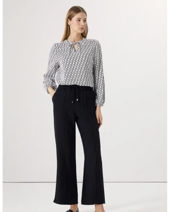 Pantaloni crop cu croiala ampla, Negru