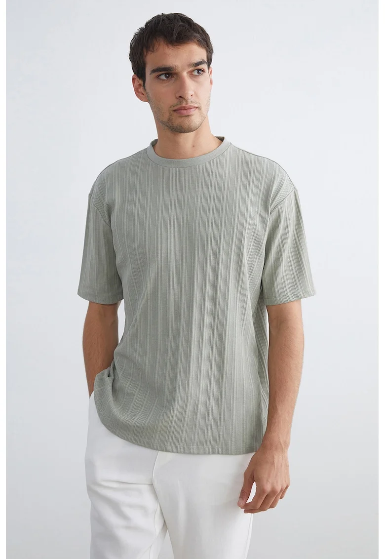 Tricou texturat cu decolteu la baza gatului, Verde pal