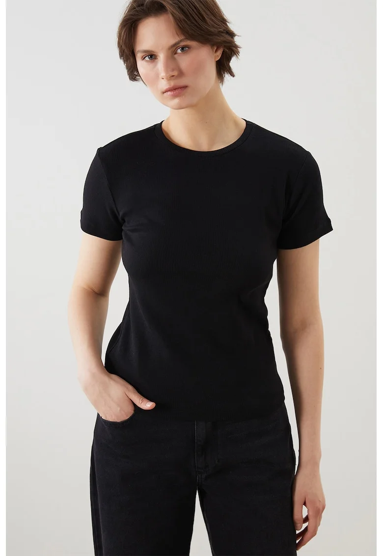 Tricou slim-fit din amestec de modal, Negru