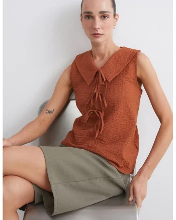 Bluza texturata cu guler, Caramiziu