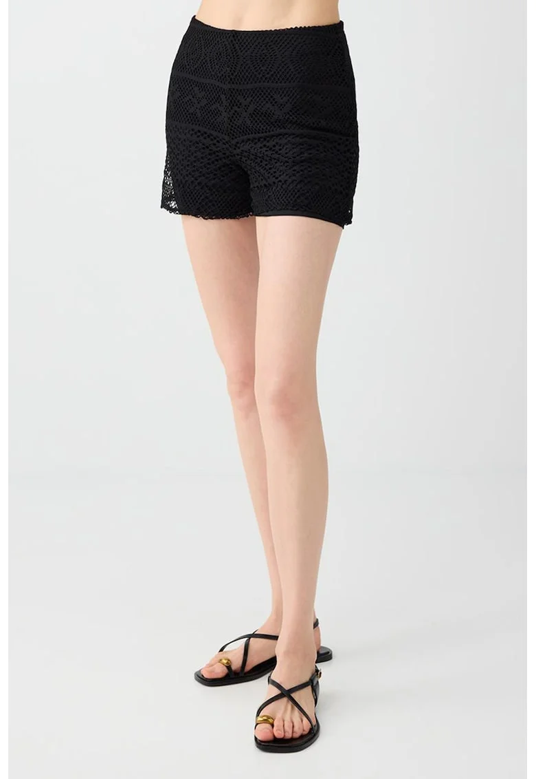 Pantaloni scurti din dantela crosetata, Negru