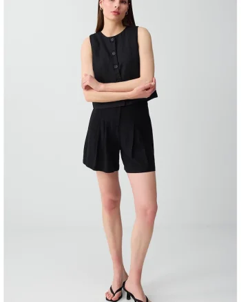 Pantaloni scurti din amestec de in cu pliuri, Negru