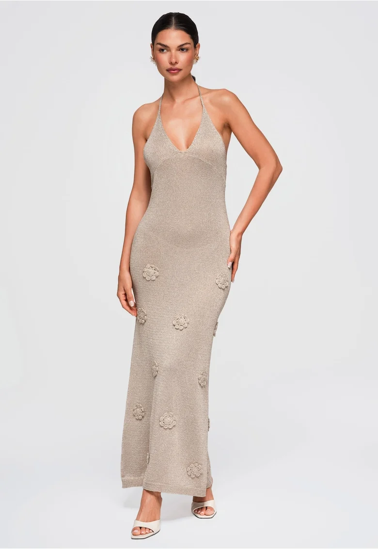 Rochie maxi eleganta de seara cu decolteu V si aplicatii florale OW-DLR-E0004, Bej