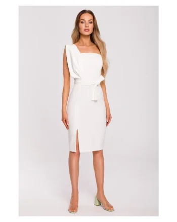 Rochie cambrata pe un umar,