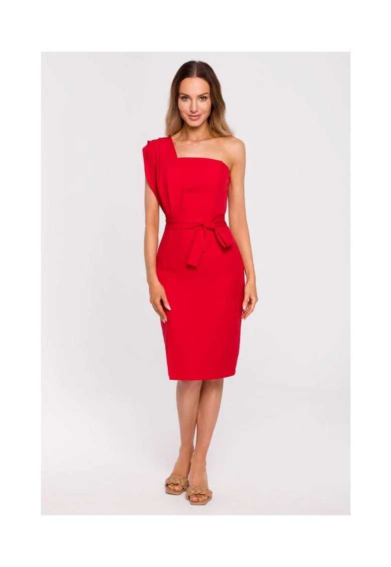Rochie cambrata pe un umar,
