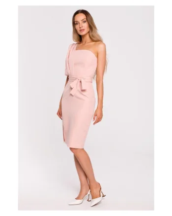 Rochie cambrata pe un umar,