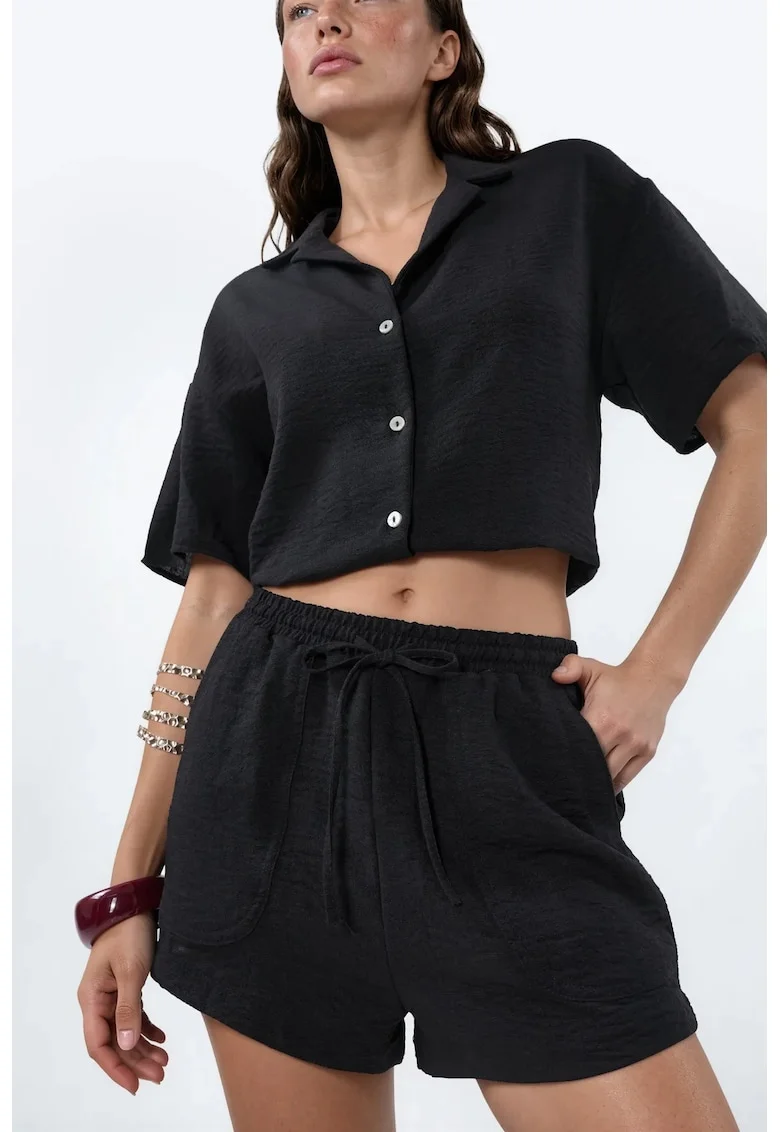 Pantaloni scurti dama,  talie medie, picior larg, negru, poliester