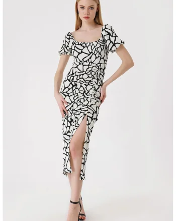 Rochie midi tricotata dama HiCCUP, decolteu patrat, poliester/lycra, alb/negru