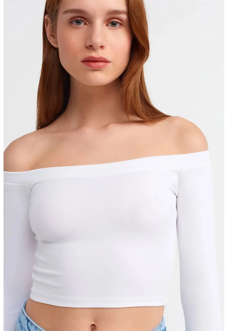 Bluza crop dama  alb, bumbac cu elastan, decolteu off-shoulder, maneci trei sferturi,