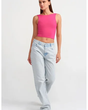 Bluza crop  fara maneci, decupaj, roz aprins, nailon si elastan,