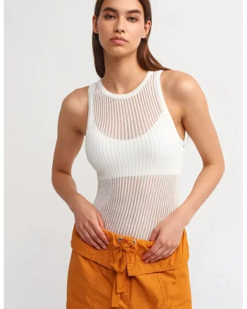 Bluza slim-fit,  fara maneci, alb, tricot cu nervuri, 89% viscoza, 11% poliamida,