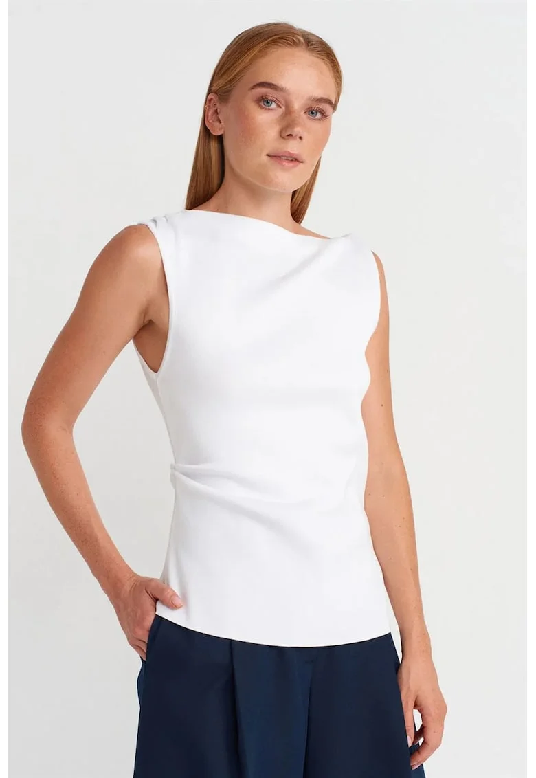 Bluza dama,  fara maneci, decolteu barcuta, alb, poliester si viscoza,