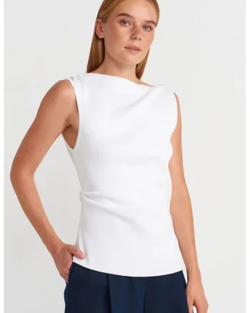 Bluza dama,  fara maneci, decolteu barcuta, alb, poliester si viscoza,