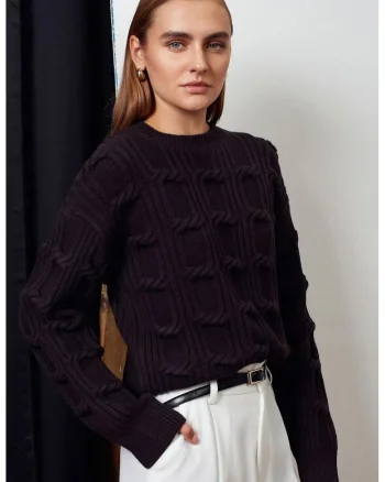 Pulover dama,  tricotat, cu guler rotund, negru, fara inchidere, maneci lungi, detalii reiate,