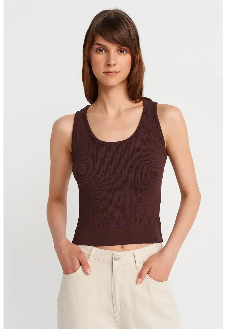 Bluza dama,  bluza mulata fara maneci, cu nervuri, maro cafea, poliester,