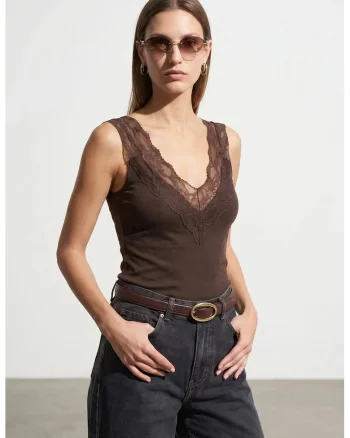 Bluze dama,  bluza mulata din dantela, captusita, maro cafea,