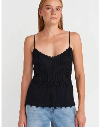 Bluza dama,  decolteu in V, fara maneci, negru, viscoza,