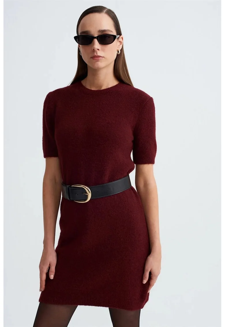 Rochie Mini,  tricotata cu nervuri, rosu burgundy, maneca scurta, casual,