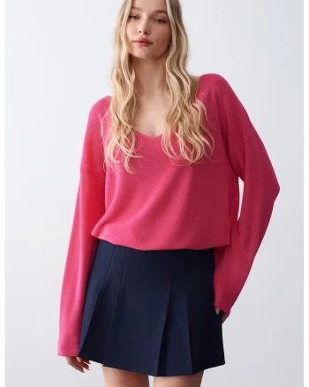 Pulover dama,  tricotat, decolteu in V, roz aprins, viscoza si poliester,