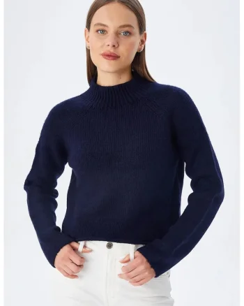Pulover scurt,  bleumarin, tricotaj texturat, maneci lungi, acrilic-poliester,