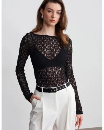Bluza dama,  Bluza Slim Fit cu guler barca si dantela, Negru, Elegant, 92% poliamida, 8% elastan