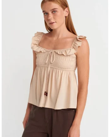 Bluza dama,  bluza fara maneci, decolteu patrat, volanase, bej natural, viscoza-in