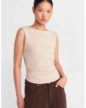 Bluza crop  slim-fit, decupaj, bej natural, tricot subtire