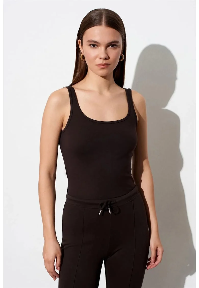 Bluza dama,  bluza fara maneci, croiala slim fit, negru, jerseu
