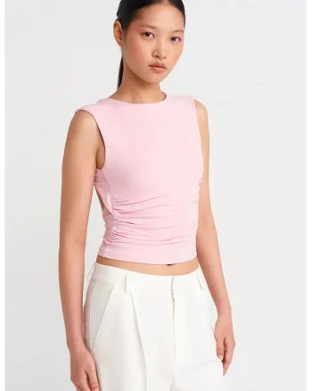Bluza crop  slim-fit, decupaj, roz pudrat, tricot din nailon si elastan