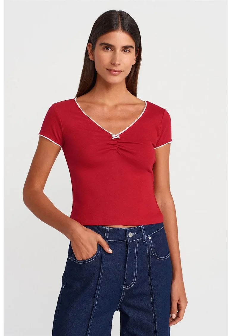 Bluza dama,  crop, rosu cires, bumbac, maneca scurta, volanase