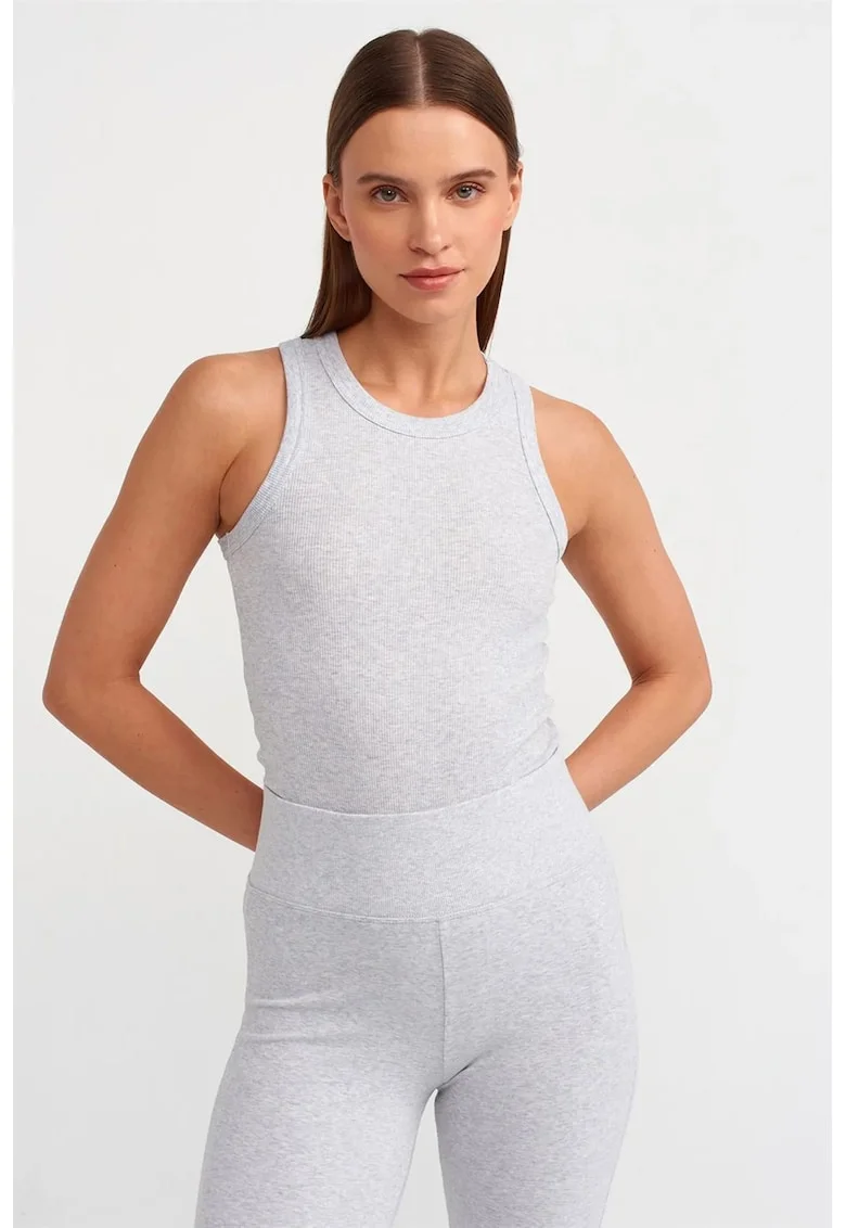 Bluza dama,  fara maneci, guler halterneck, gri deschis, bumbac cu elastan