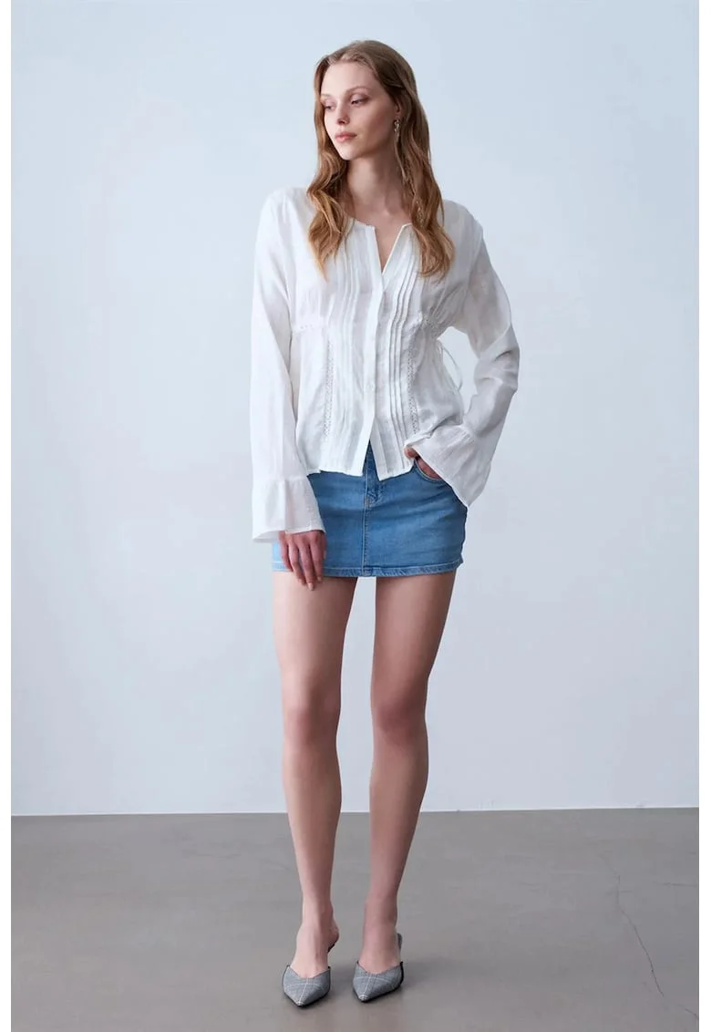 Bluza dama,  regular fit, alb, bumbac-viscoza, maneci lungi, decolteu in V, broderie
