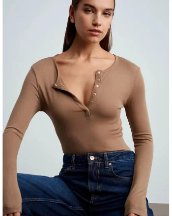 Bluza  slim fit, maneca lunga, maro camel, bumbac-modal-elastan
