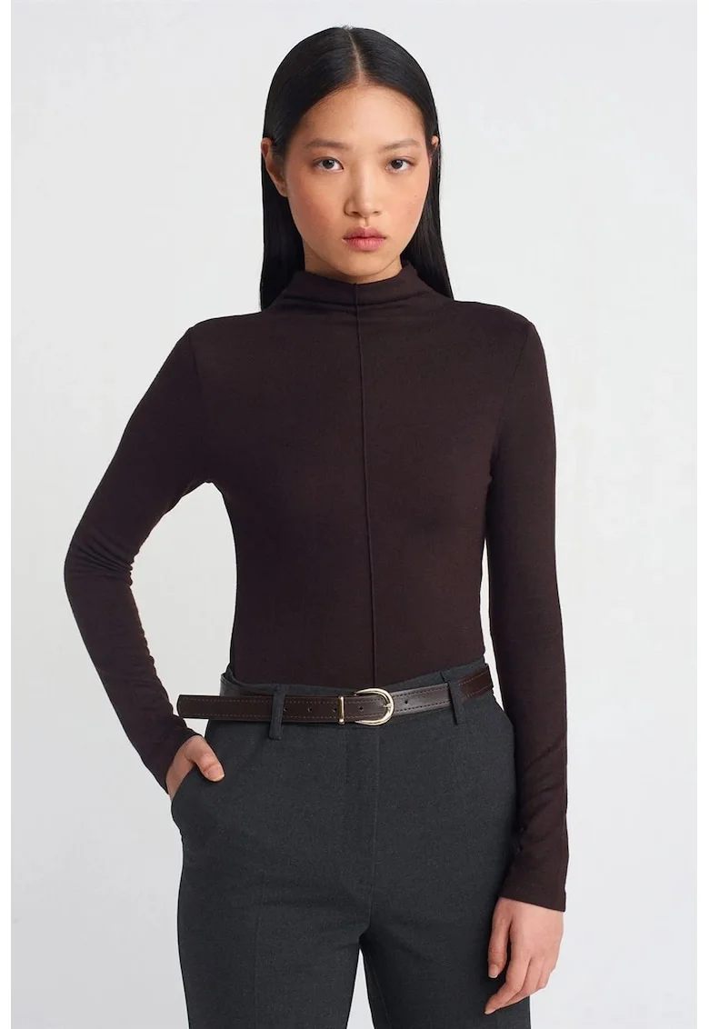 Bluze dama,  Bluza cu guler inalt, cu nervuri, maro cafea, material casual