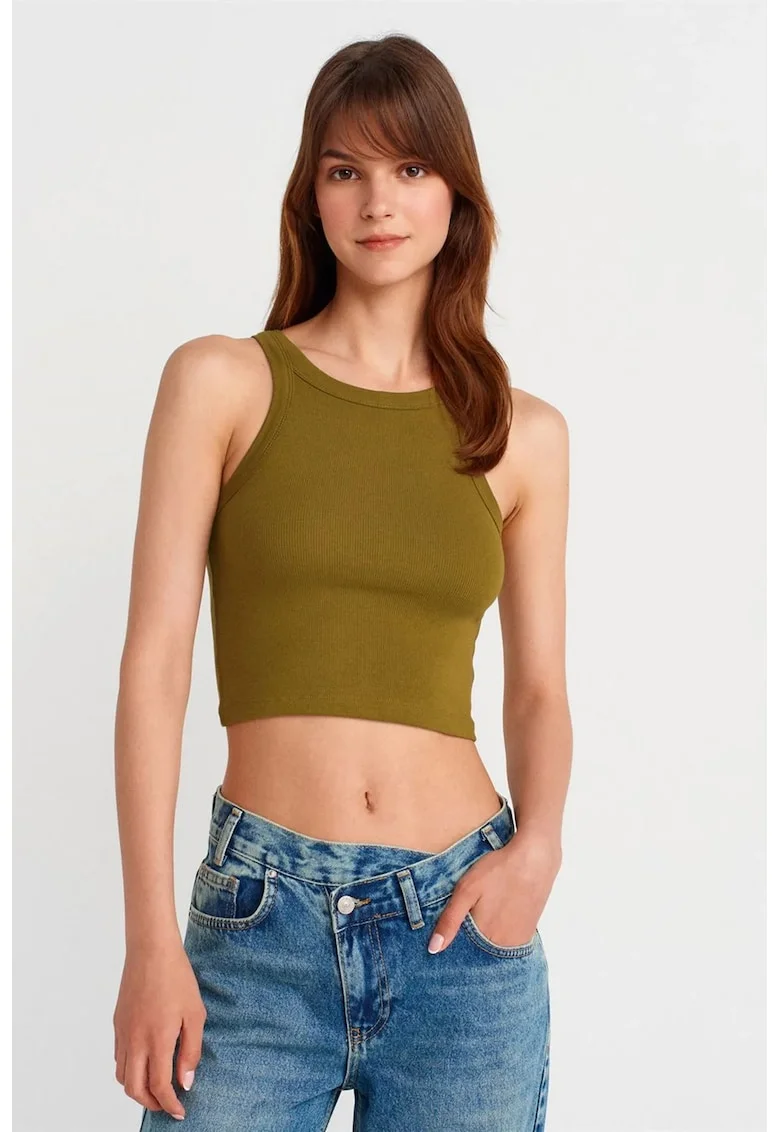Bluza dama,  top scurt fara maneci, verde olive, amestec de bumbac reiat