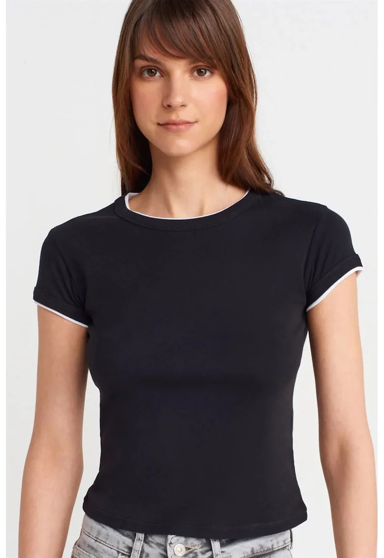 Tricou crop,  slim fit, negru, bumbac