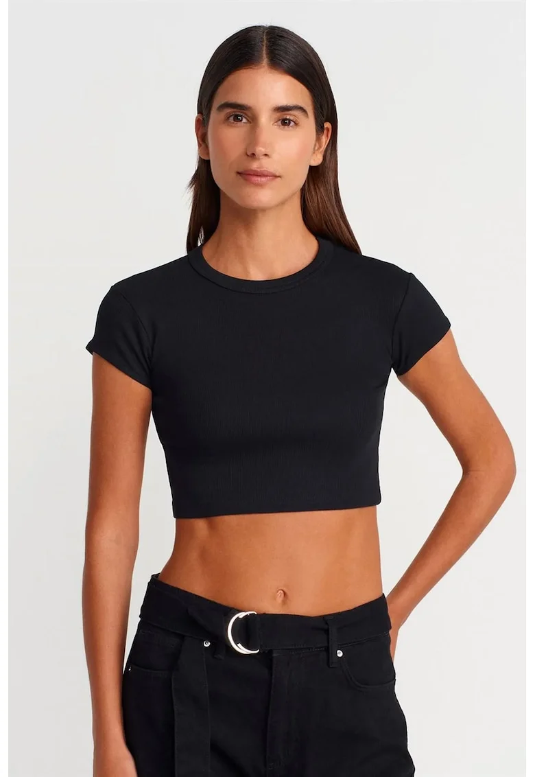 Tricou  pentru femei, slim fit, scurt, negru, 95% bumbac, 5% elastan