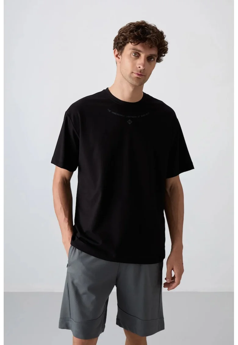 Tricou  supradimensionat cu imprimeu, negru, barbati