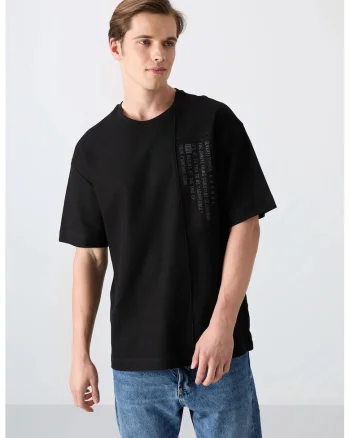 Tricou  supradimensionat cu guler rotund, imprimeu, negru, 93% bumbac, 7% poliester