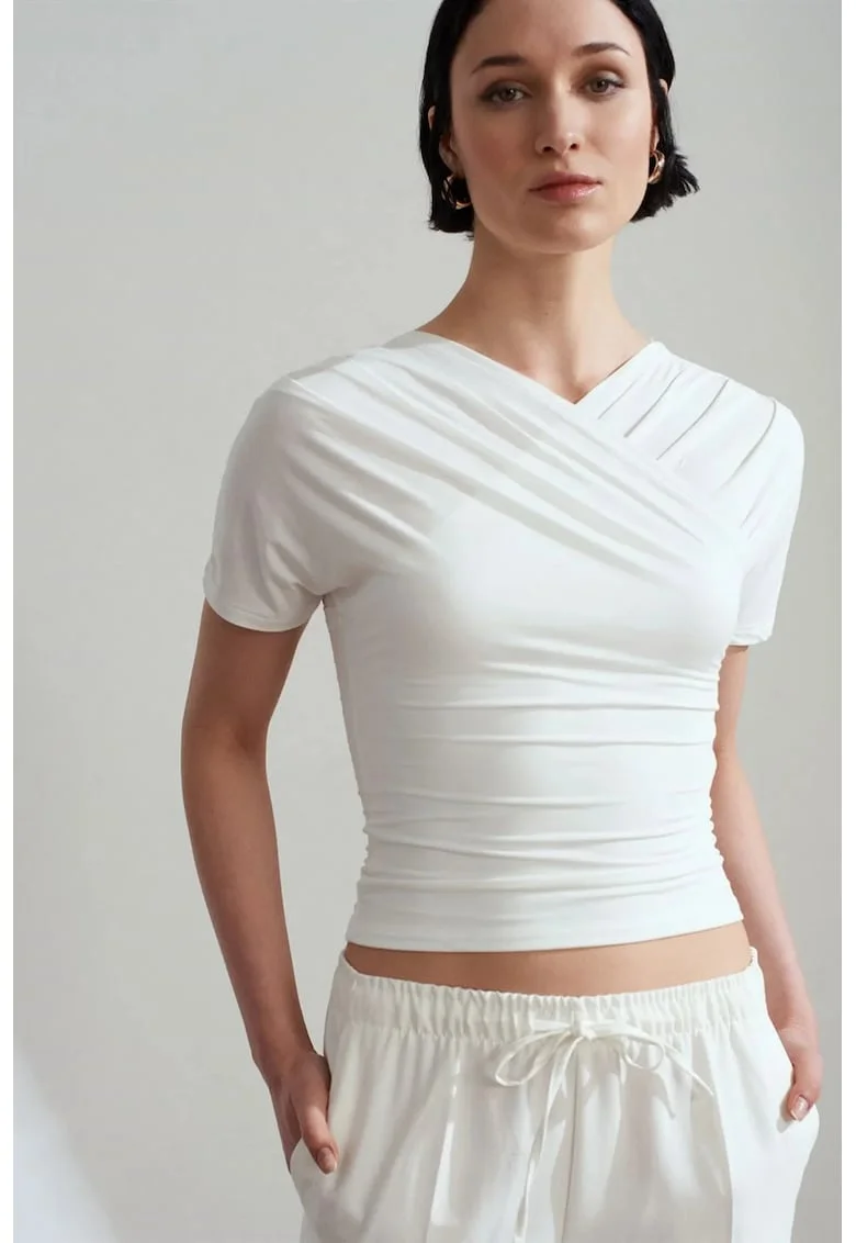 Bluza dama,  bluza slim fit, decolteu in V, alb, jerseu
