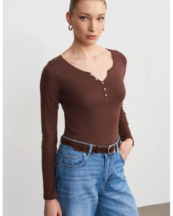 Bluza dama,  slim fit, maneca lunga, bumbac, maro cafea